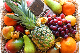 Seasonal fruit and chocolate gift basket