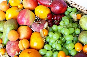 Seasonal Fruit Feast  Sharing Basket